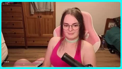 Snapshot of eva_katt chatting on October 8, 10:07 pm Gamer Katt online show from October 8, 10:07 pm