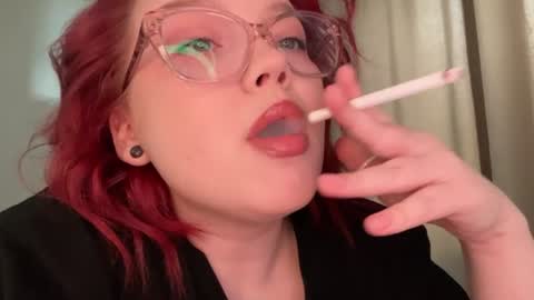 Snapshot of eva_kittenn chatting on June 20, 12:19 pm eva_kittenn online show from June 20, 12:19 pm