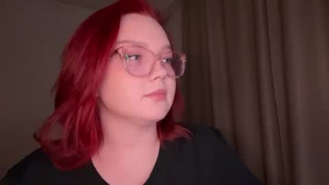 Snapshot of eva_kittenn chatting on June 24, 9:25 pm eva_kittenn online show from June 24, 9:25 pm