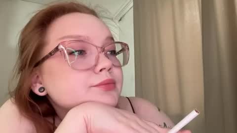 Snapshot of eva_kittenn chatting on June 26, 12:31 pm eva_kittenn online show from June 26, 12:31 pm