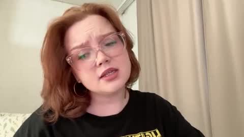 Snapshot of eva_kittenn chatting on July 6, 3:03 pm eva_kittenn online show from July 6, 3:03 pm