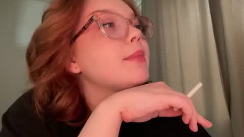 Snapshot of eva_kittenn chatting on July 8, 2:43 pm eva_kittenn online show from July 8, 2:43 pm