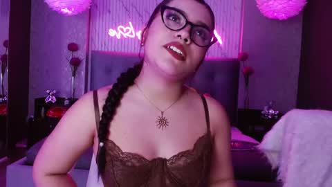 Eva online show from March 7, 1:41 pm