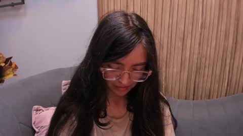 Snapshot of eva_macalliter chatting on January 4, 9:21 am Angelinne online show from January 4, 9:21 am