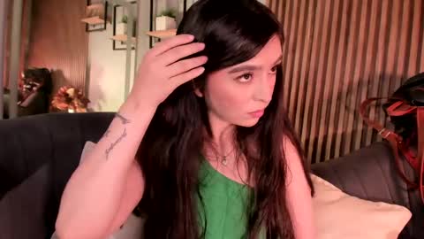 Snapshot of eva_macalliter chatting on May 15, 3:57 am Angelinne online show from May 15, 3:57 am