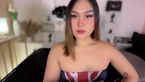 Queen Eva Mazikeen online show from March 15, 10:16 pm