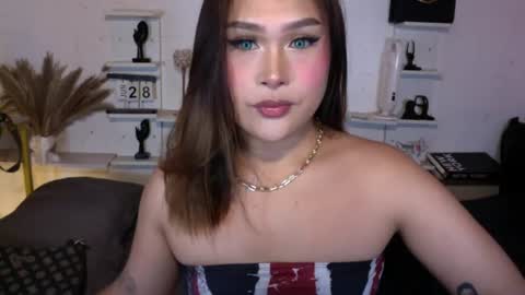 Queen Eva Mazikeen online show from June 28, 7:42 pm