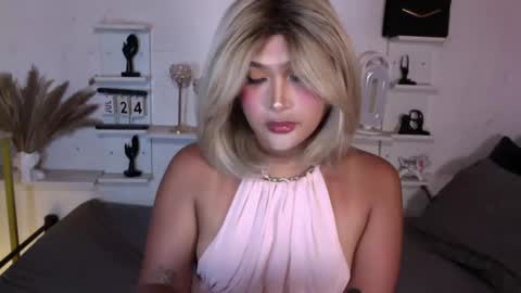 Queen Eva Mazikeen online show from July 24, 10:08 pm