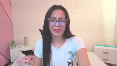Eva  online show from June 12, 3:22 pm