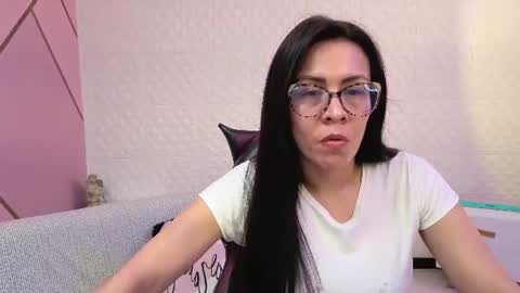 Eva  online show from June 22, 3:42 pm
