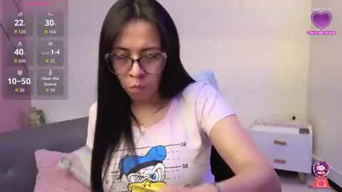 Eva  online show from August 3, 2:44 pm