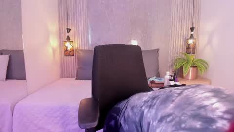 eva online show from June 14, 1:25 am