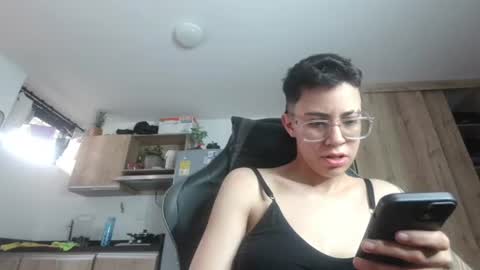 Eva cute online show from June 12, 12:59 pm