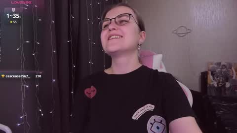 Snapshot of eva_orchid chatting on October 11, 12:58 pm Eva online show from October 11, 12:58 pm