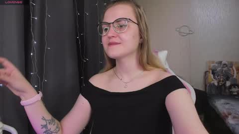 Eva online show from April 23, 12:29 pm