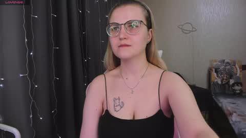 Eva online show from April 30, 3:29 pm