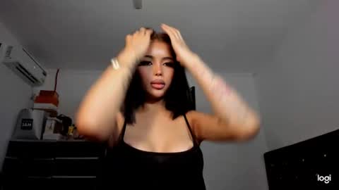EVA online show from May 1, 3:11 am