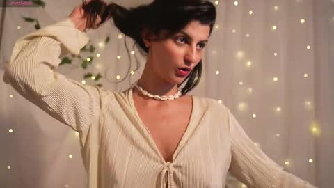 Snapshot of eva_ro chatting on February 19, 9:03 pm EVA online show from February 19, 9:03 pm