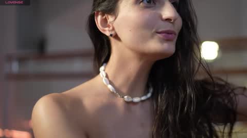 Snapshot of eva_ro chatting on March 9, 10:30 pm EVA online show from March 9, 10:30 pm