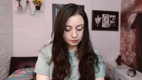 Eva online show from April 22, 2:29 pm