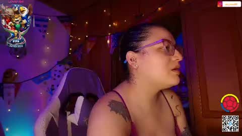 Snapshot of eva_rosse69 chatting on June 23, 12:03 pm Eva online show from June 23, 12:03 pm
