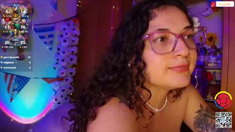 Snapshot of eva_rosse69 chatting on June 26, 12:15 am Eva online show from June 26, 12:15 am