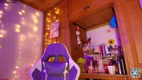 Snapshot of eva_rosse69 chatting on July 24, 12:03 pm Eva online show from July 24, 12:03 pm