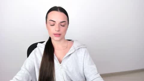 Eva online show from February 25, 5:58 pm