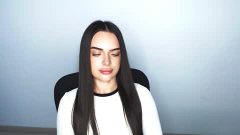 Eva online show from November 22, 4:28 pm