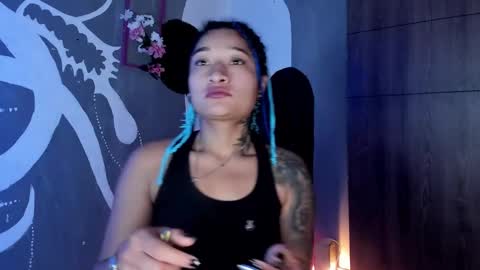 Snapshot of eva_sanderslee chatting on December 6, 3:41 am Eva online show from December 6, 3:41 am