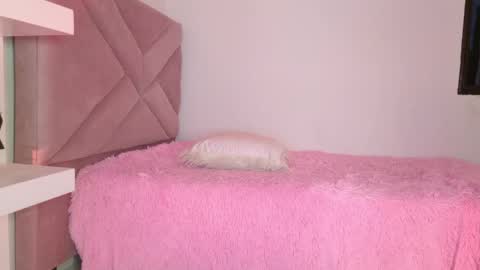 Eva Sin online show from May 30, 11:35 pm