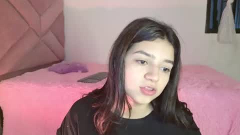 Snapshot of eva_sin18 chatting on June 21, 11:40 pm Eva Sin online show from June 21, 11:40 pm