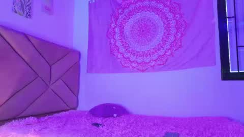 Snapshot of eva_sin18 chatting on July 16, 7:20 pm Eva Sin online show from July 16, 7:20 pm