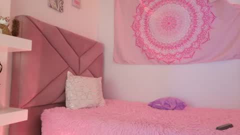Snapshot of eva_sin18 chatting on July 23, 7:23 pm Eva Sin online show from July 23, 7:23 pm