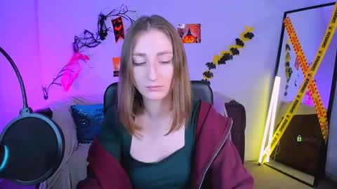 Snapshot of eva_smiith_ chatting on October 27, 6:50 am Eva online show from October 27, 6:50 am