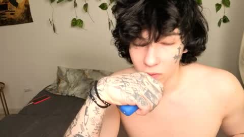 Eva Sunshine Blue Eyes online show from May 2, 7:52 pm