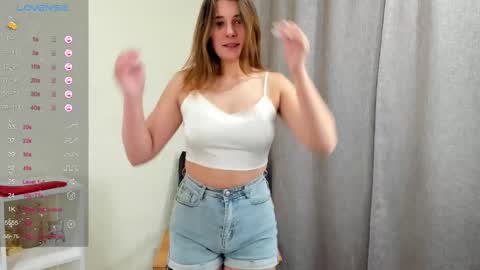 Snapshot of eva_toy chatting on December 11, 3:13 am eva_toy online show from December 11, 3:13 am