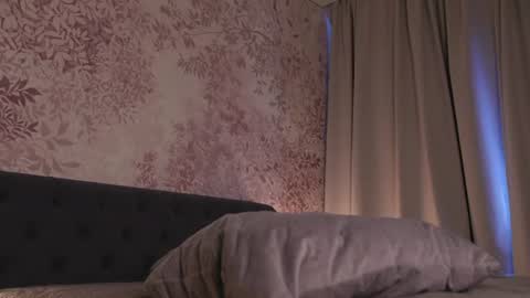 Snapshot of eva_vex chatting on July 28, 2:13 pm Hello Im Eva online show from July 28, 2:13 pm