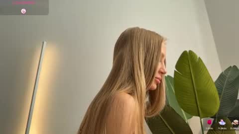 Snapshot of eva_vex chatting on July 29, 3:59 am Hello Im Eva online show from July 29, 3:59 am