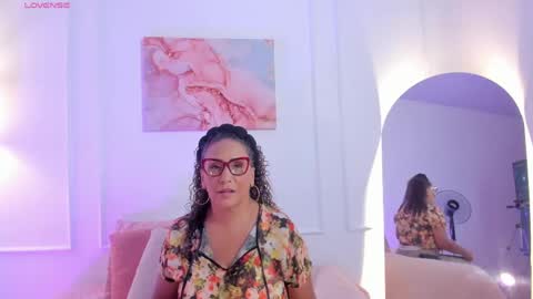  Eva  online show from April 30, 9:30 pm