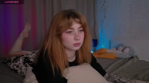 Snapshot of evaa_moonn_ chatting on June 22, 4:53 am Eva online show from June 22, 4:53 am