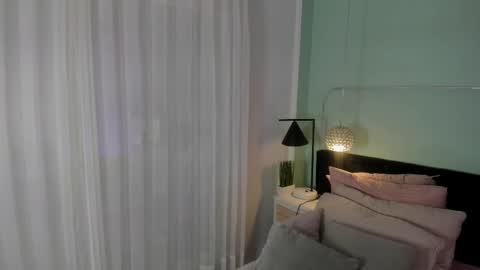 julieth online show from September 13, 11:43 am