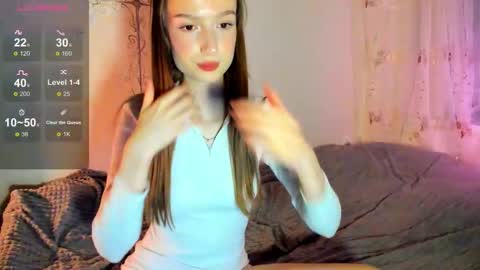 Snapshot of evablssm chatting on November 12, 3:45 pm Hi Im Eva - welcome to my room online show from November 12, 3:45 pm