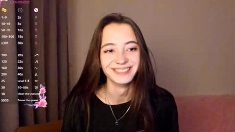 evabradly online show from October 16, 6:53 pm