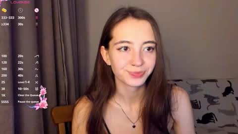 evabradly online show from March 18, 5:16 pm