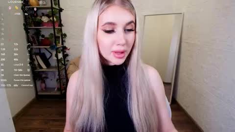 Eva  online show from March 19, 3:32 am