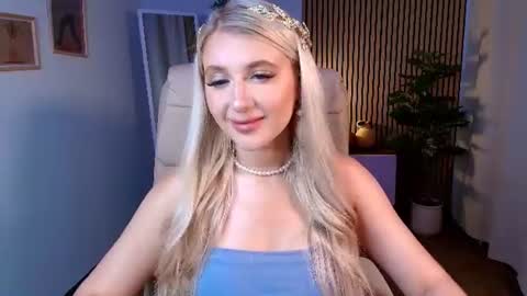 Snapshot of evacadooo chatting on June 20, 2:58 am Eva online show from June 20, 2:58 am