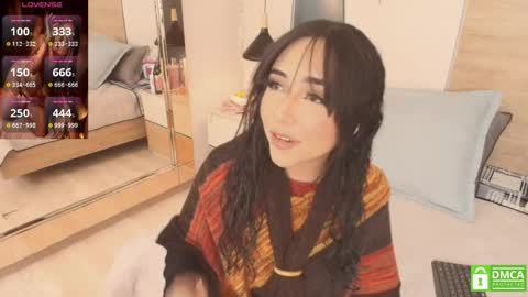 Evadne online show from November 9, 7:12 pm