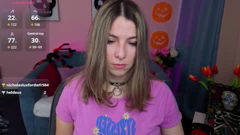 Snapshot of evafolverr chatting on October 29, 7:21 am Eva online show from October 29, 7:21 am