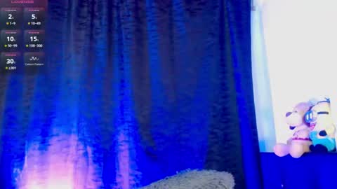 Evah Lee online show from June 17, 3:31 am